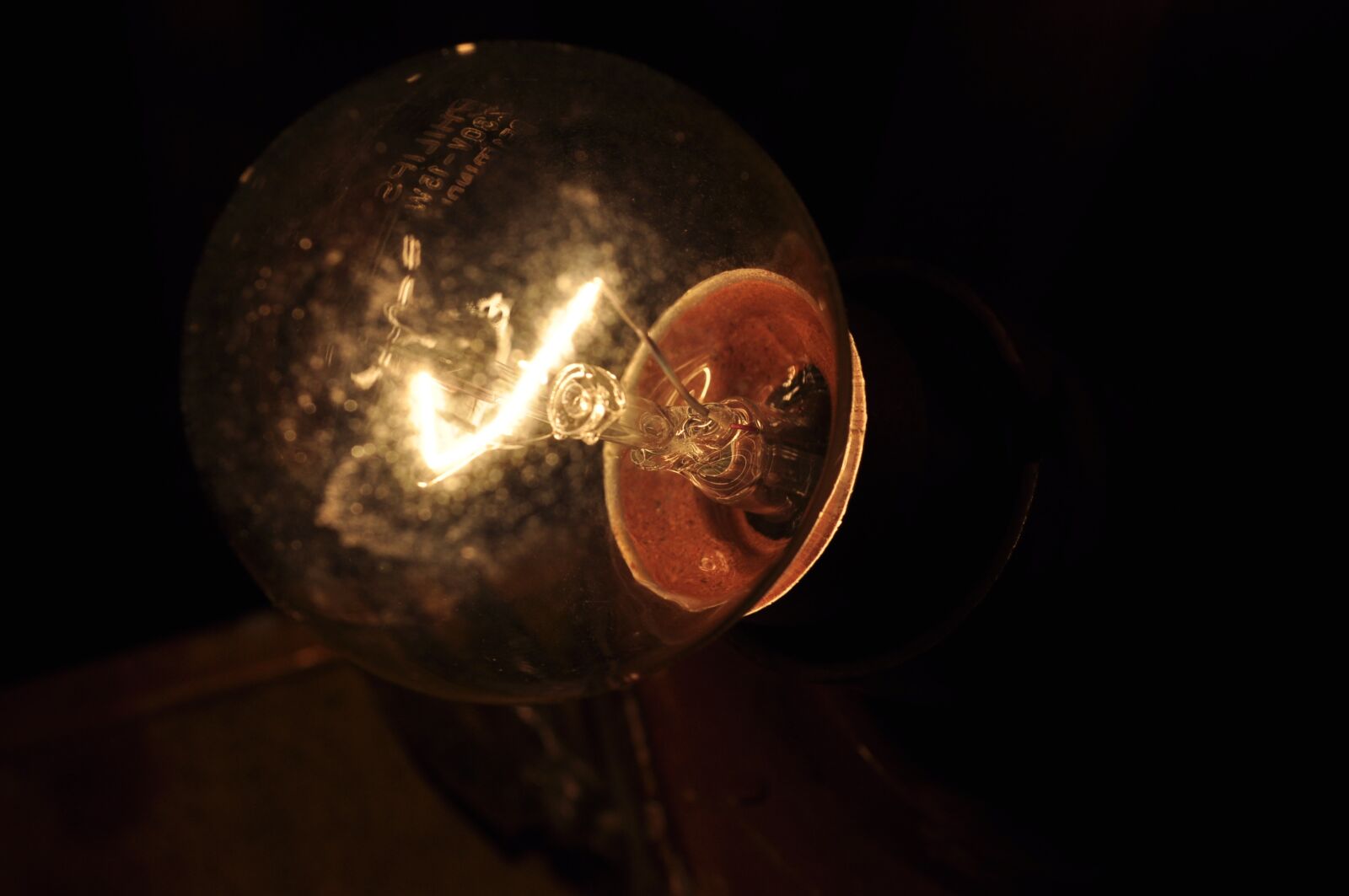 Nikon D5000 sample photo. Bulb, light, light bulb photography
