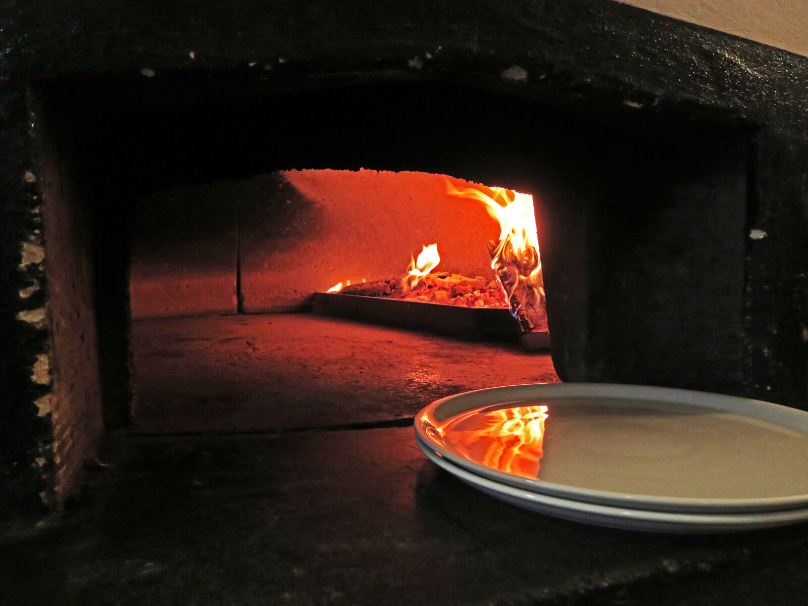 Canon PowerShot G7 X sample photo. Flame, oven, restaurant, wood photography