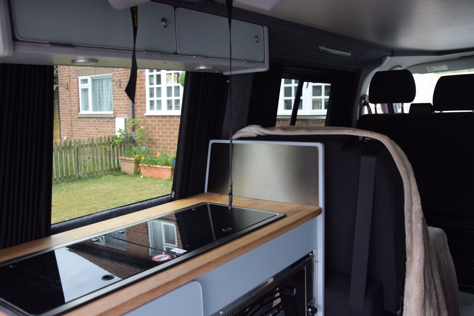Nikon D3300 sample photo. Vw campervan, t6, campervan photography