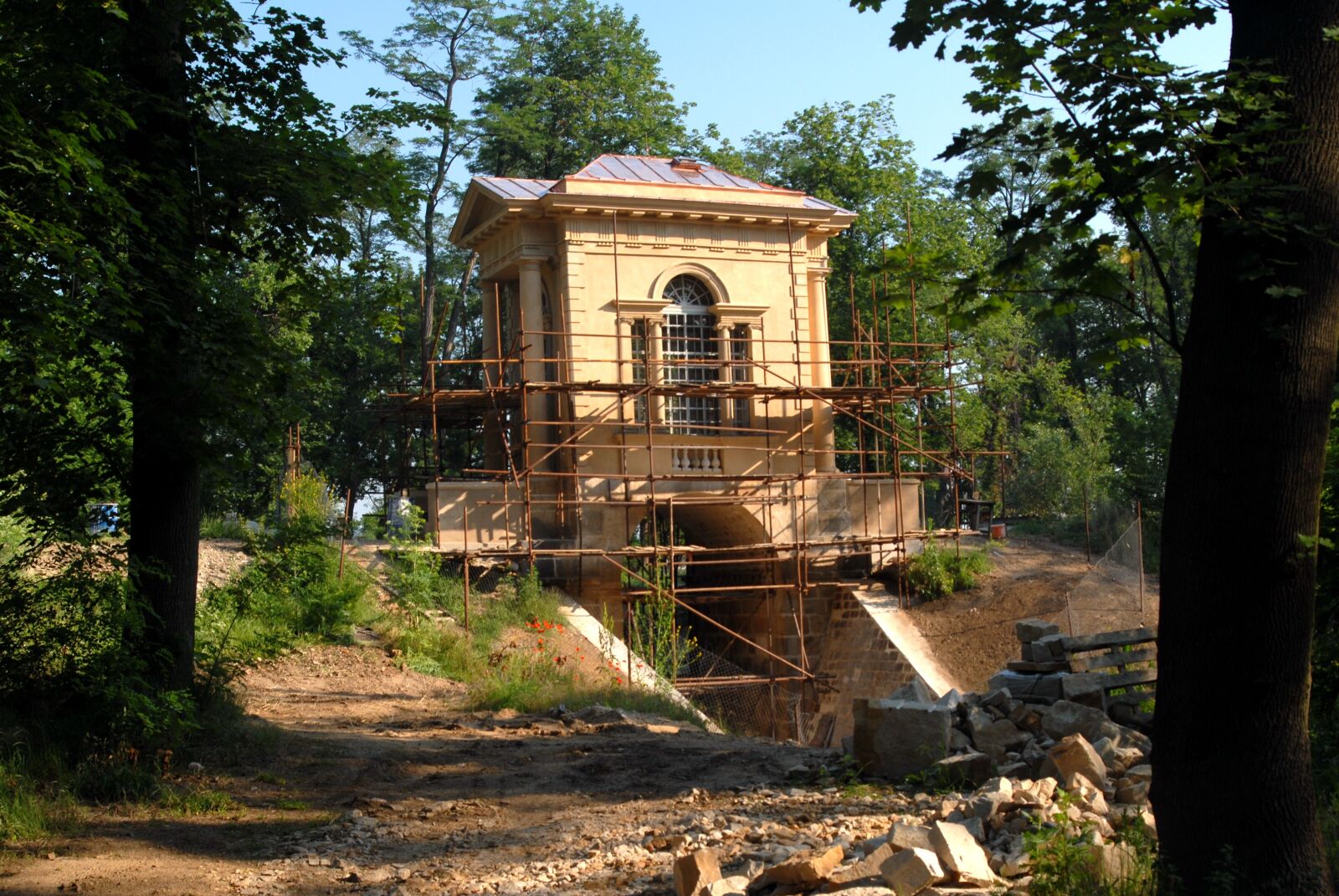 Nikon D200 sample photo. Architecture, repair of monuments photography