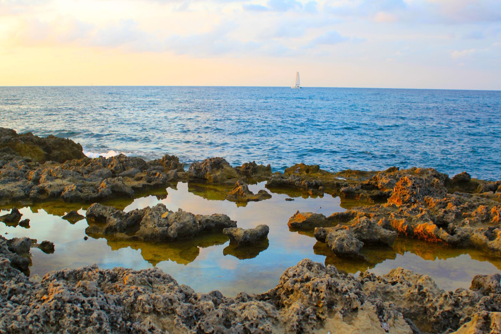 Canon EOS 550D (EOS Rebel T2i / EOS Kiss X4) sample photo. Sant antoni bay, ibiza photography