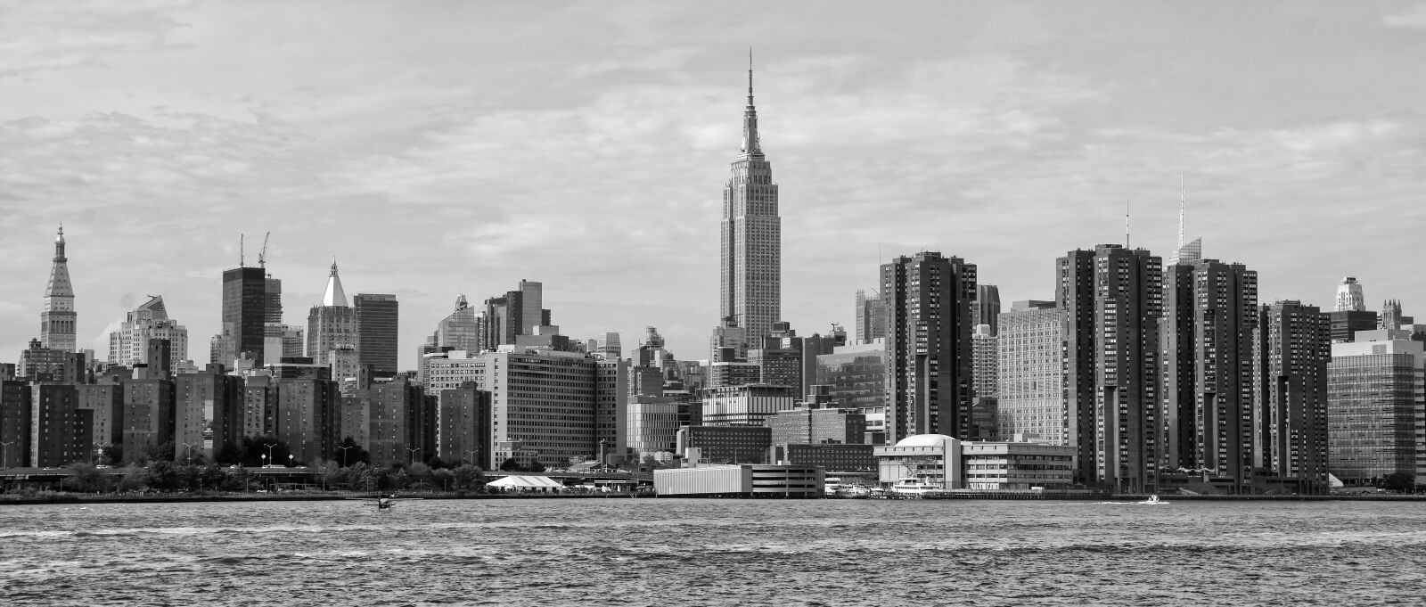 Nikon D7200 sample photo. Skyscraper, city, architecture photography