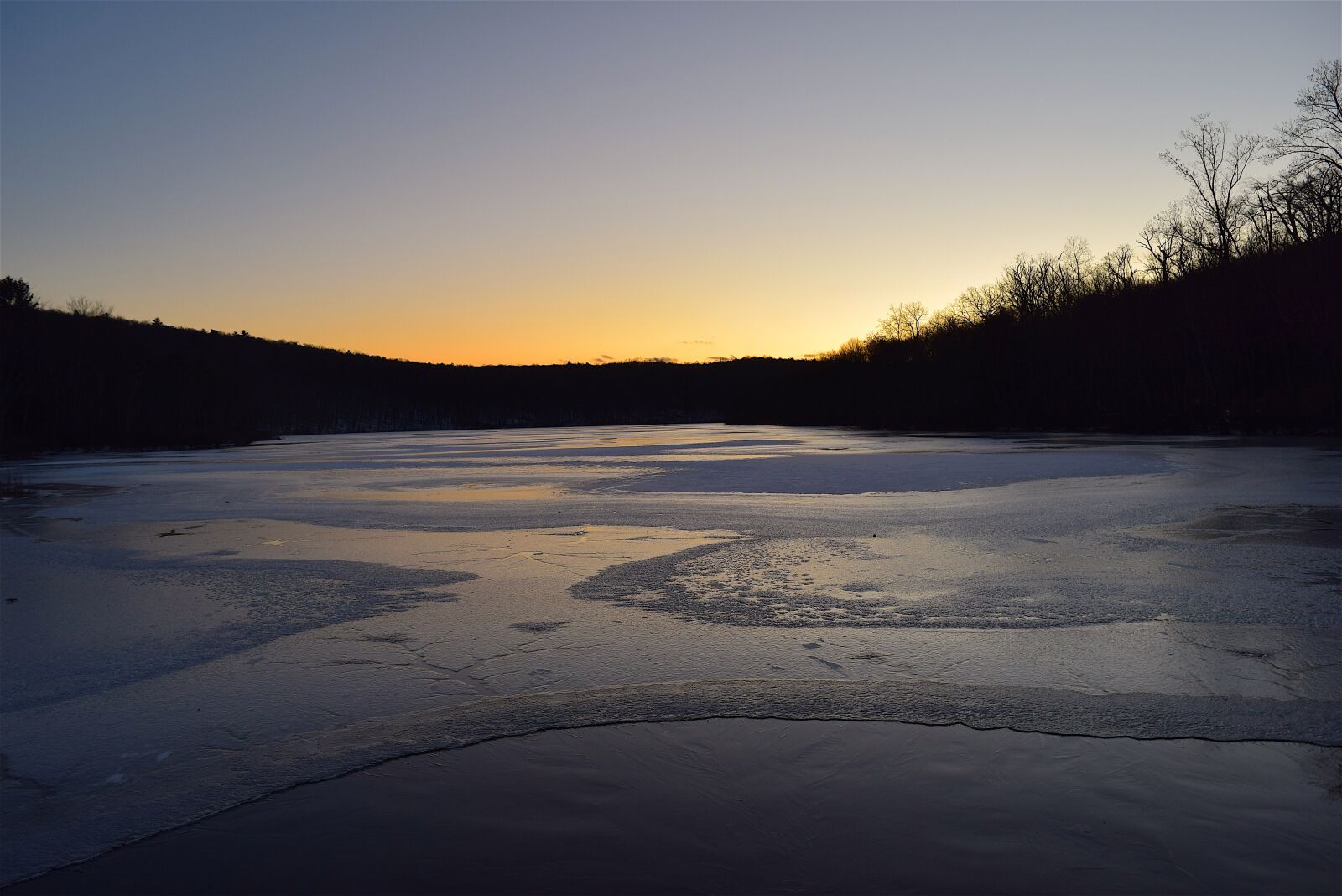 Nikon D3300 sample photo. Sunset, lake, frozen photography