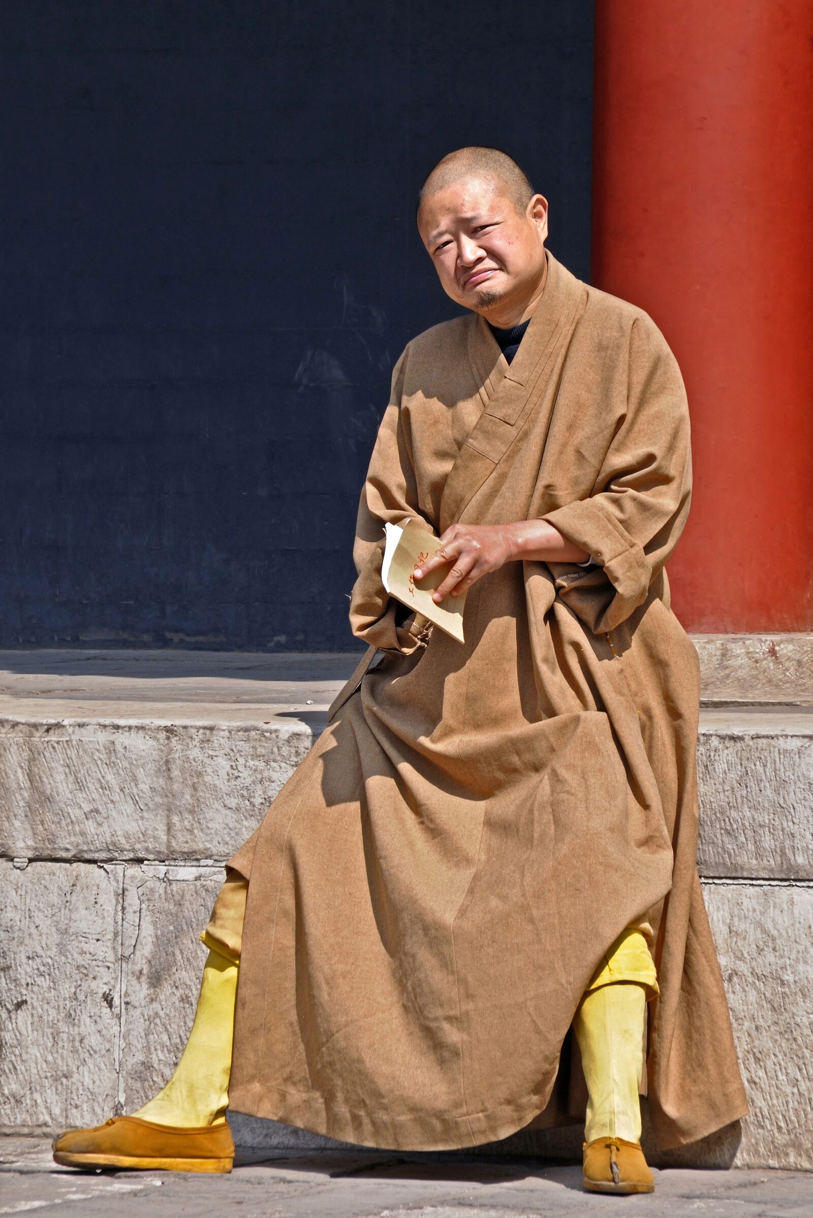 Nikon D300 sample photo. Monk, china, buddhism photography
