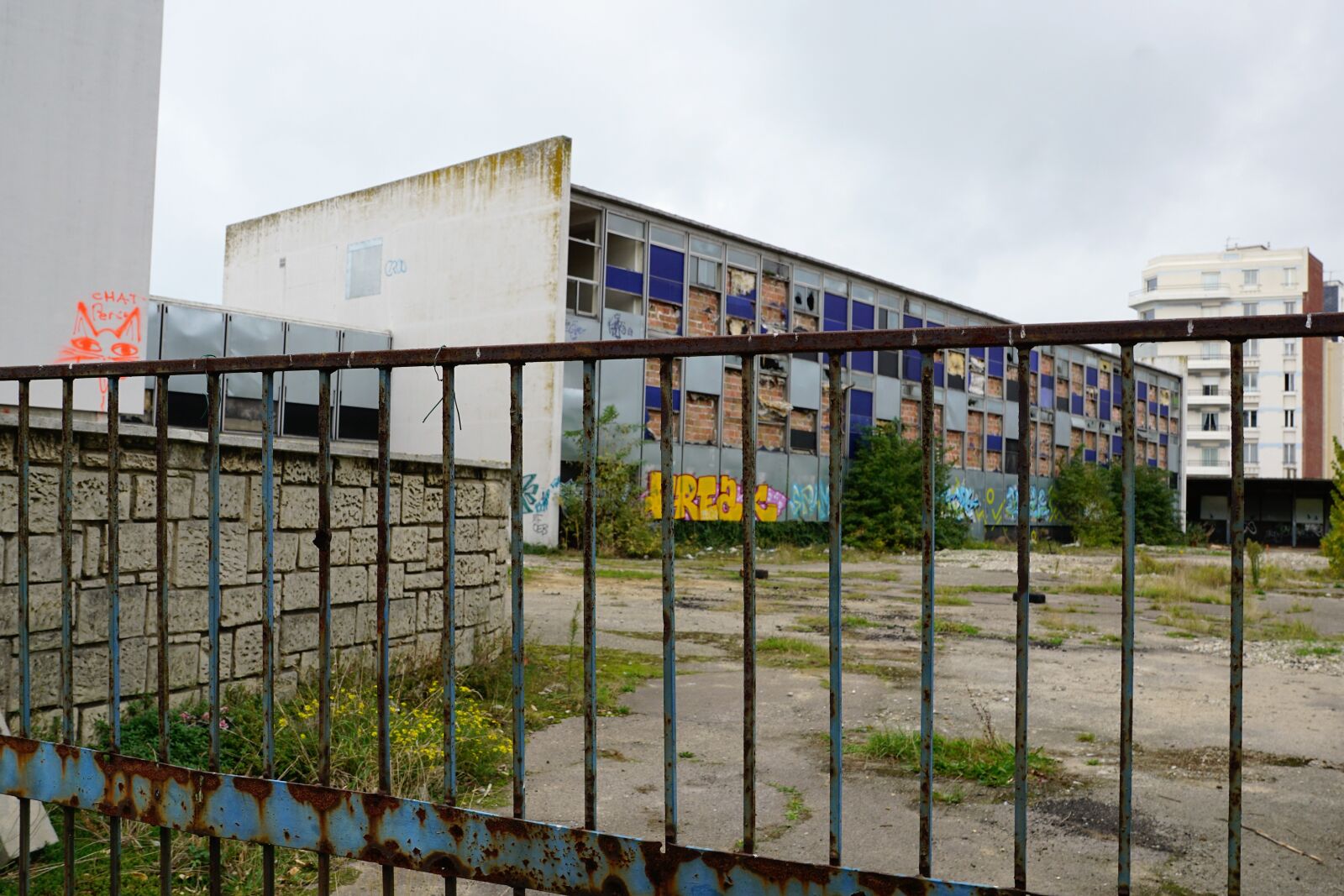 Sony ILCA-77M2 + Sony DT 16-50mm F2.8 SSM sample photo. Construction, old, architecture photography