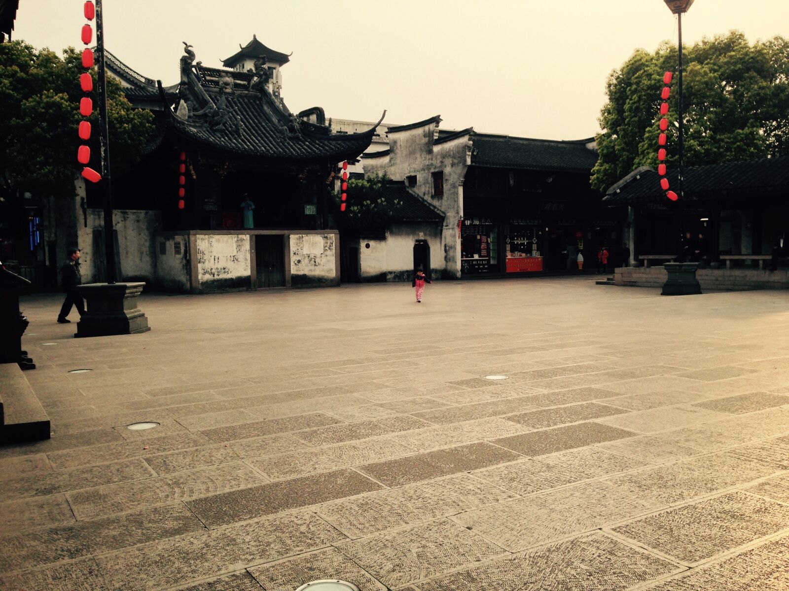 iPhone 5c back camera 4.12mm f/2.4 sample photo. Antiquity, building, hangzhou photography