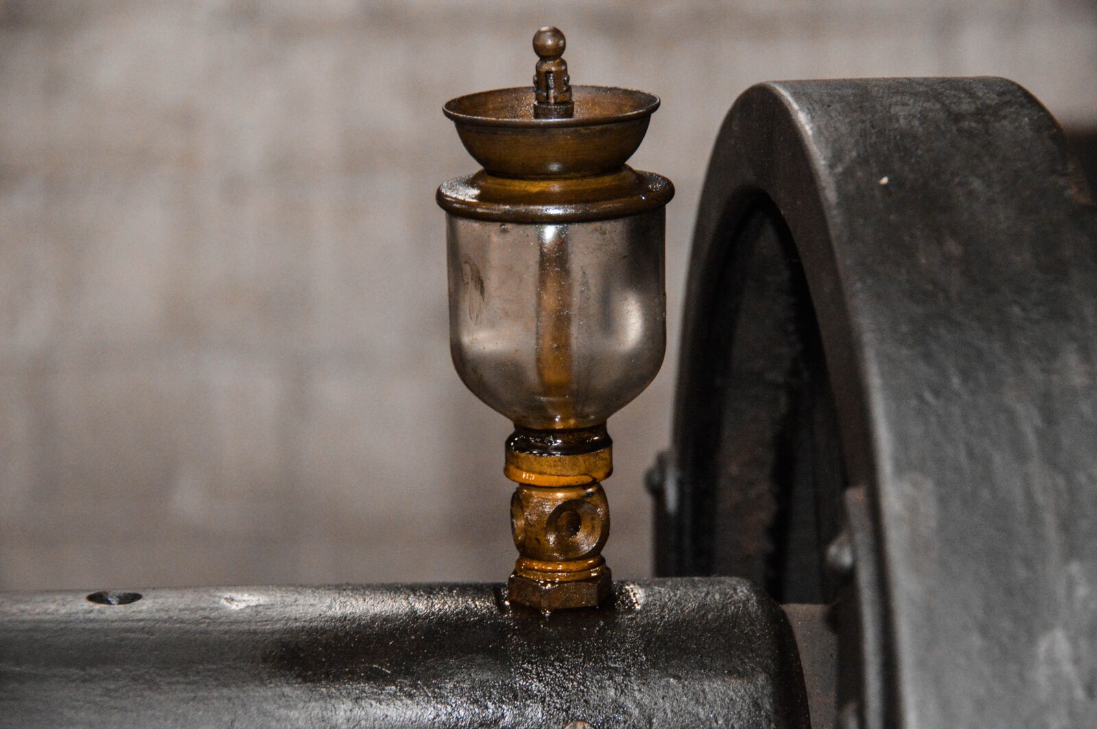Nikon D3200 sample photo. Machine, oil, aged photography