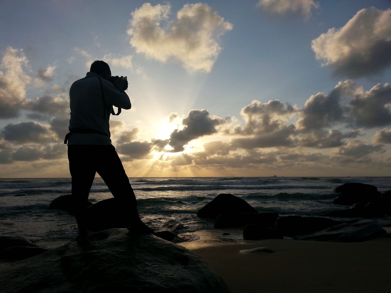 Samsung Galaxy S3 sample photo. Silhouette, sea, water photography