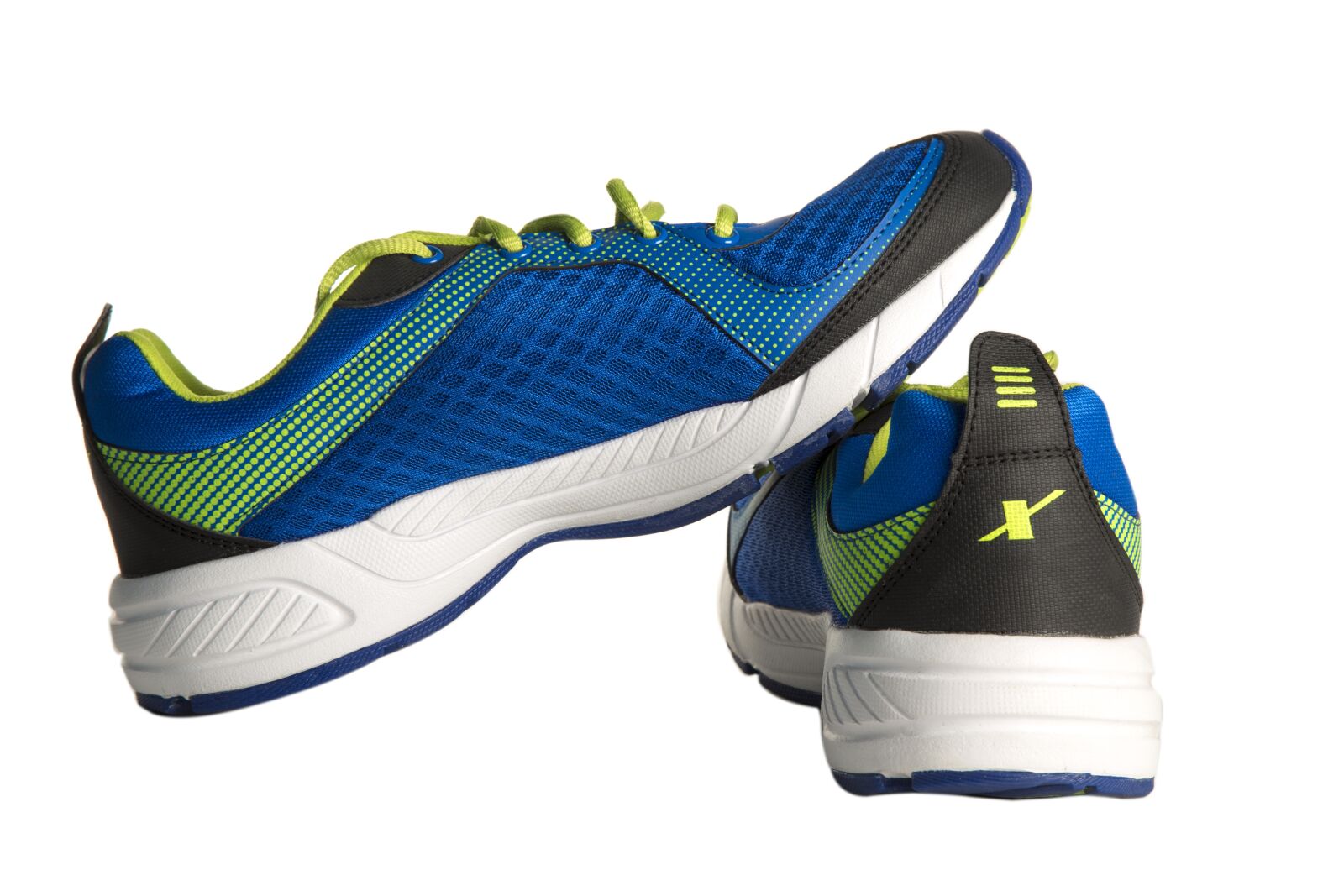 Canon EOS 6D + Canon EF 24-105mm F4L IS USM sample photo. Sports shoe, sneakers, sport photography