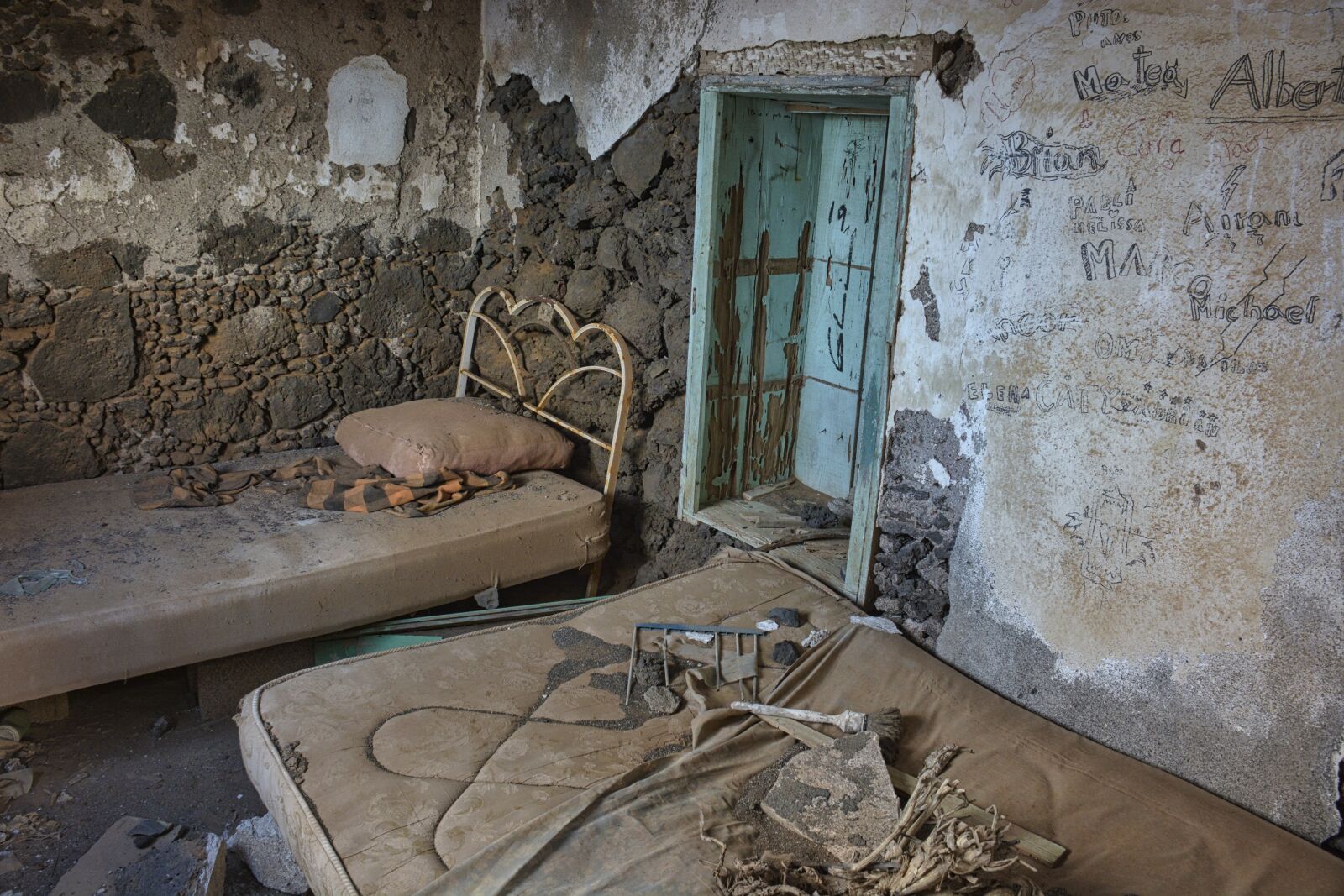 Nikon D7100 sample photo. Old, building, architecture photography