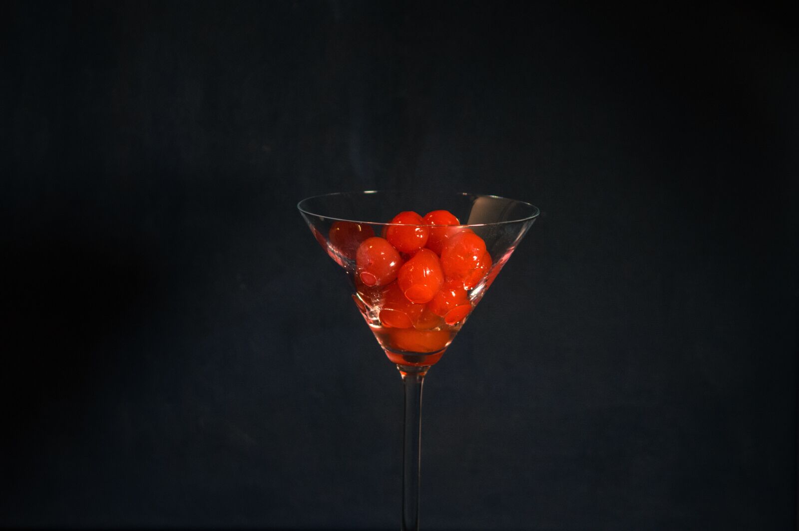 Nikon D3200 sample photo. Cocktail, cherry, martini photography