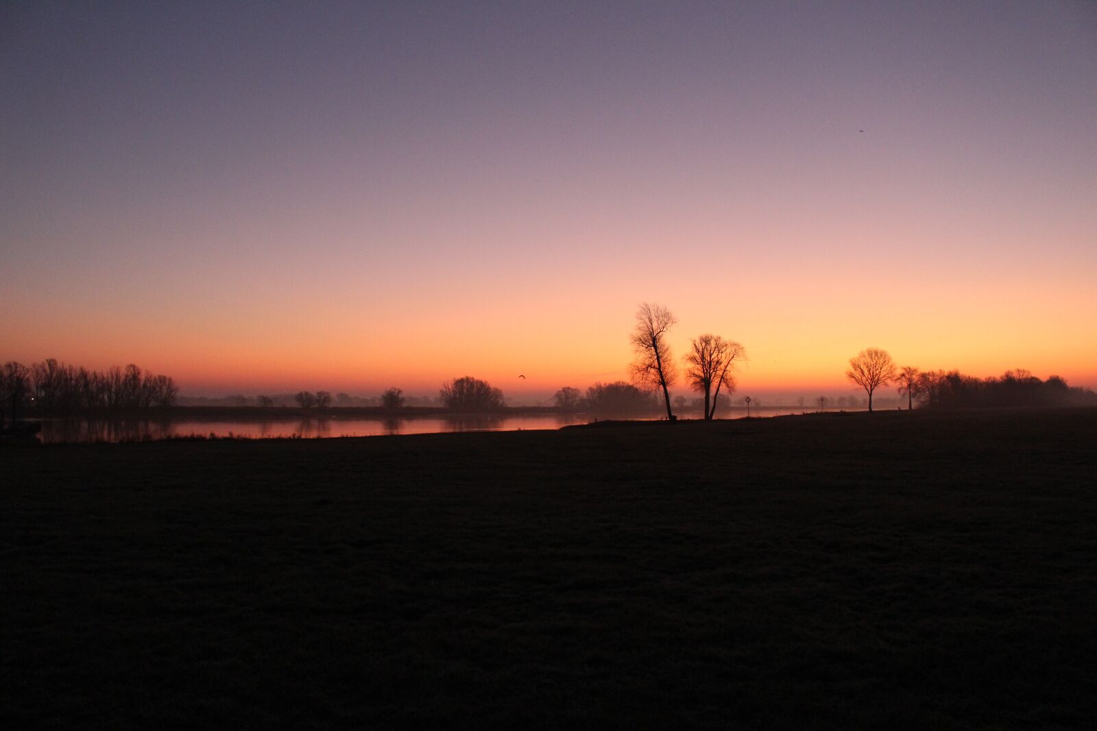 Canon EOS 100D (EOS Rebel SL1 / EOS Kiss X7) sample photo. Sunrise, elbe, elbtalaue photography