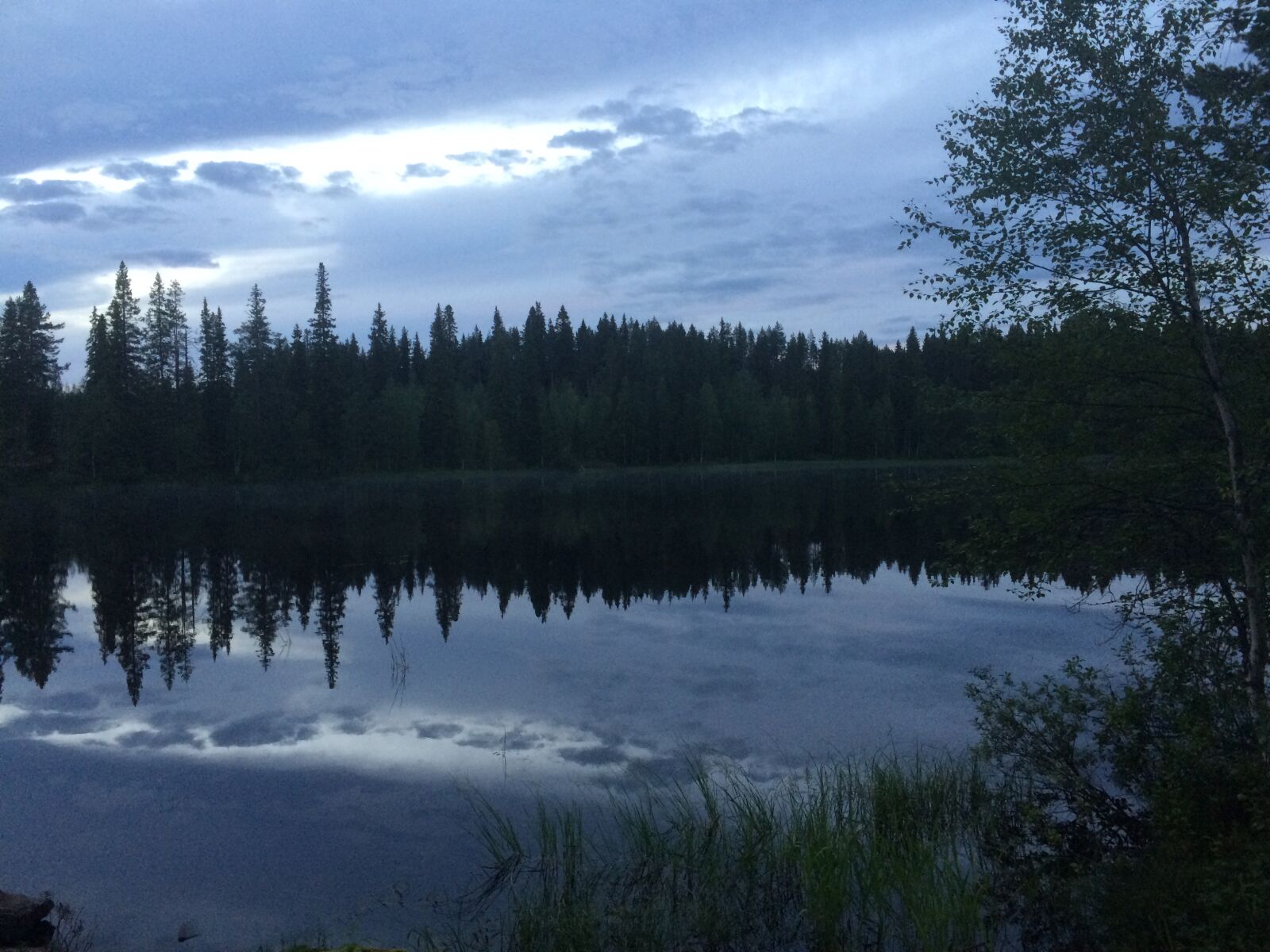 iPhone 5s back camera 4.15mm f/2.2 sample photo. Lake, landscape, finnish photography