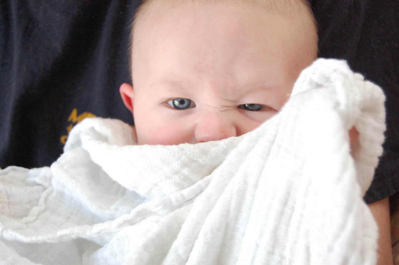 Nikon D40 sample photo. Baby, hiding, peekaboo photography