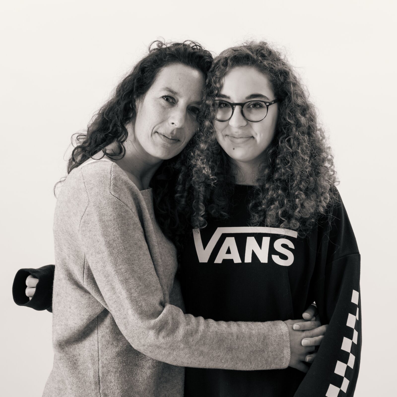 Canon EOS 5D Mark III sample photo. Mother, girl, family photography