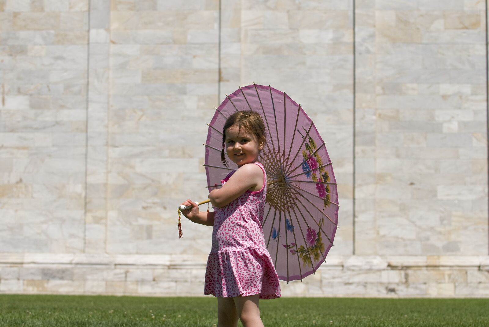 Nikon D60 sample photo. Italy, parasol, cute photography