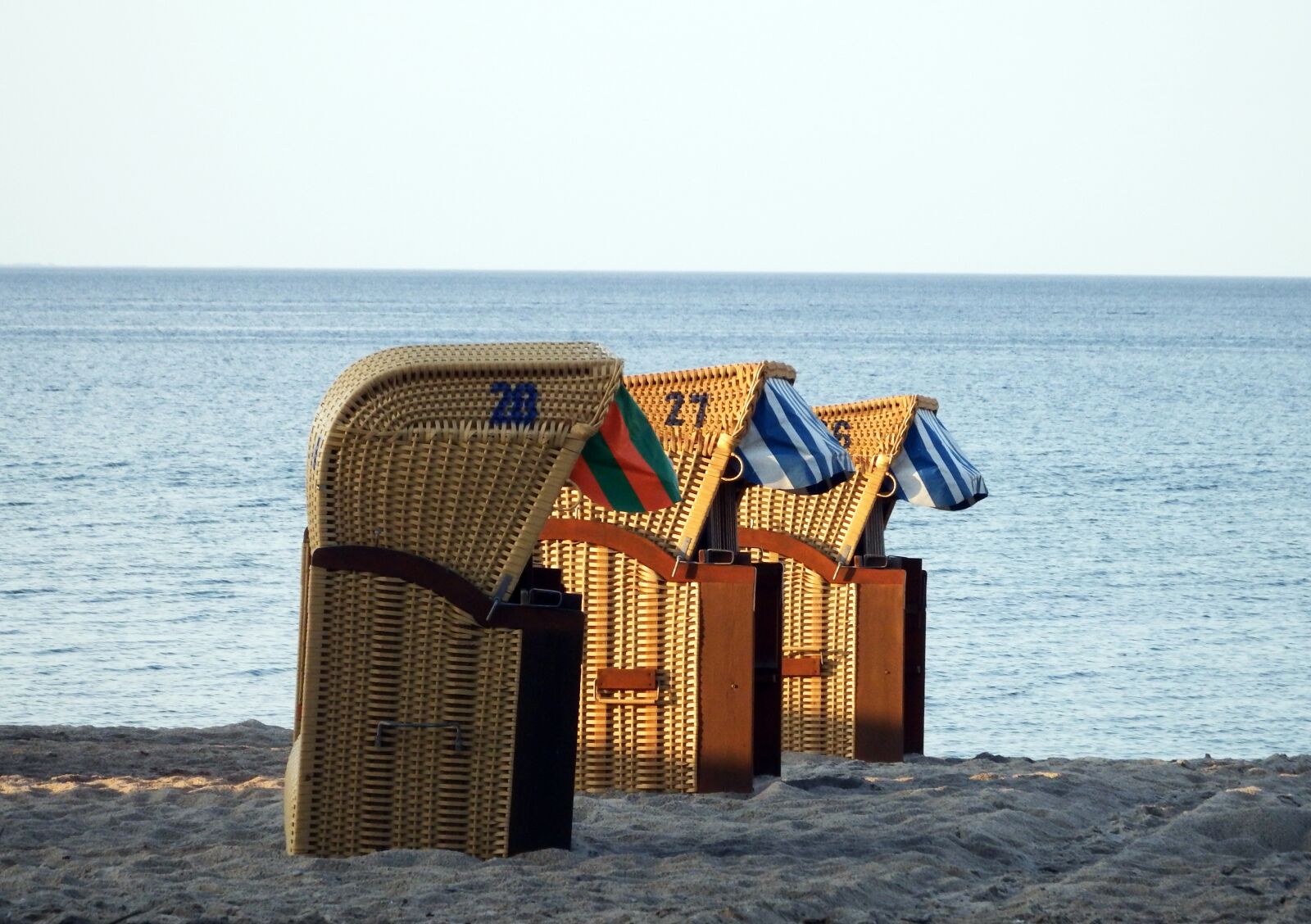 Fujifilm FinePix SL1000 sample photo. Beach chair, baltic sea photography