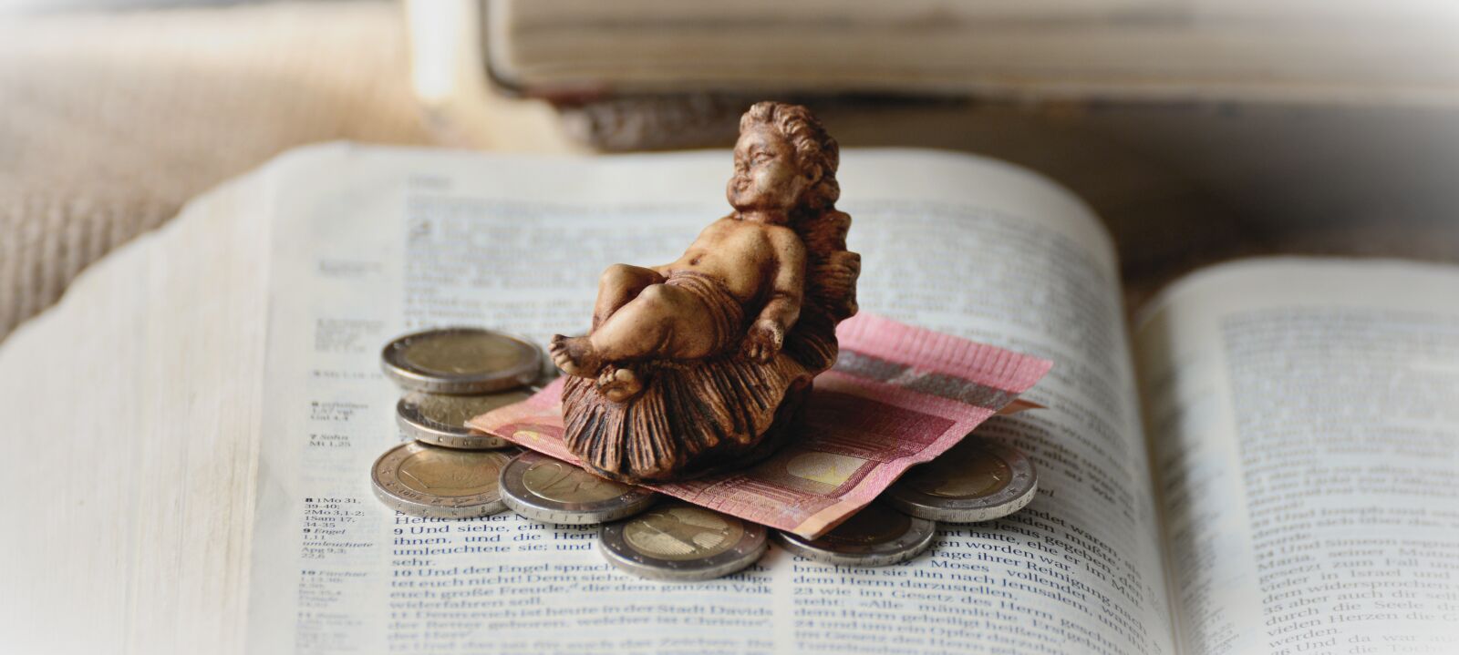 Nikon D610 sample photo. Christmas, christmas story, money photography