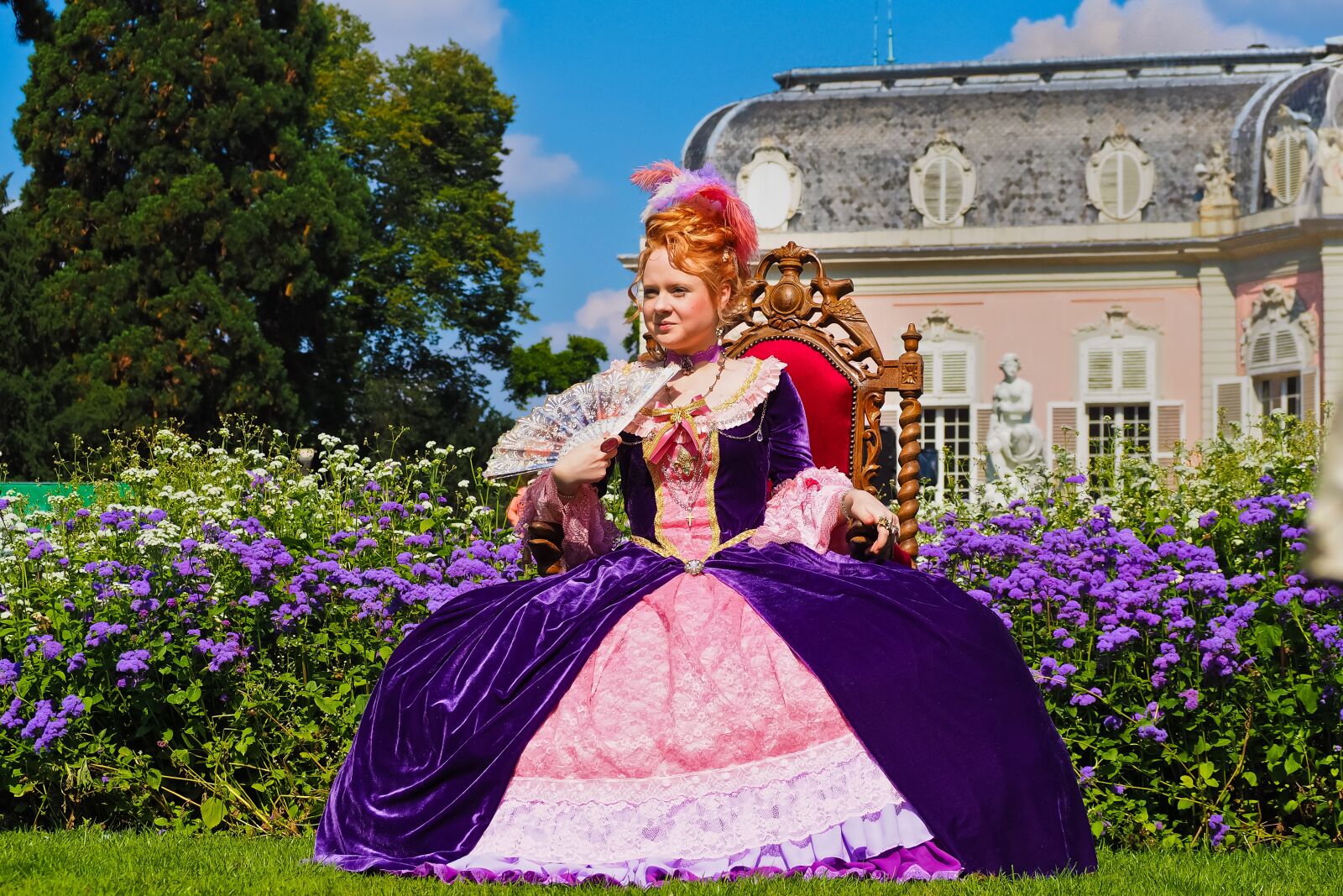 Olympus OM-D E-M10 sample photo. Costume, baroque, clothing photography