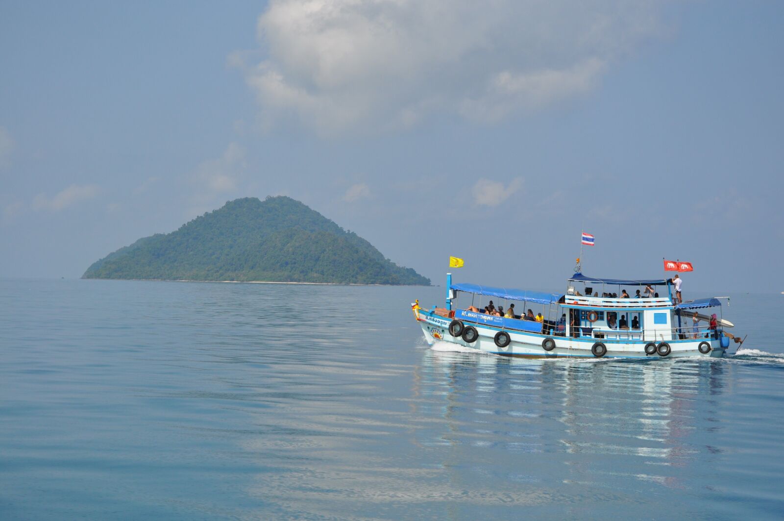 Nikon D5000 sample photo. Ship, thailand, coast photography