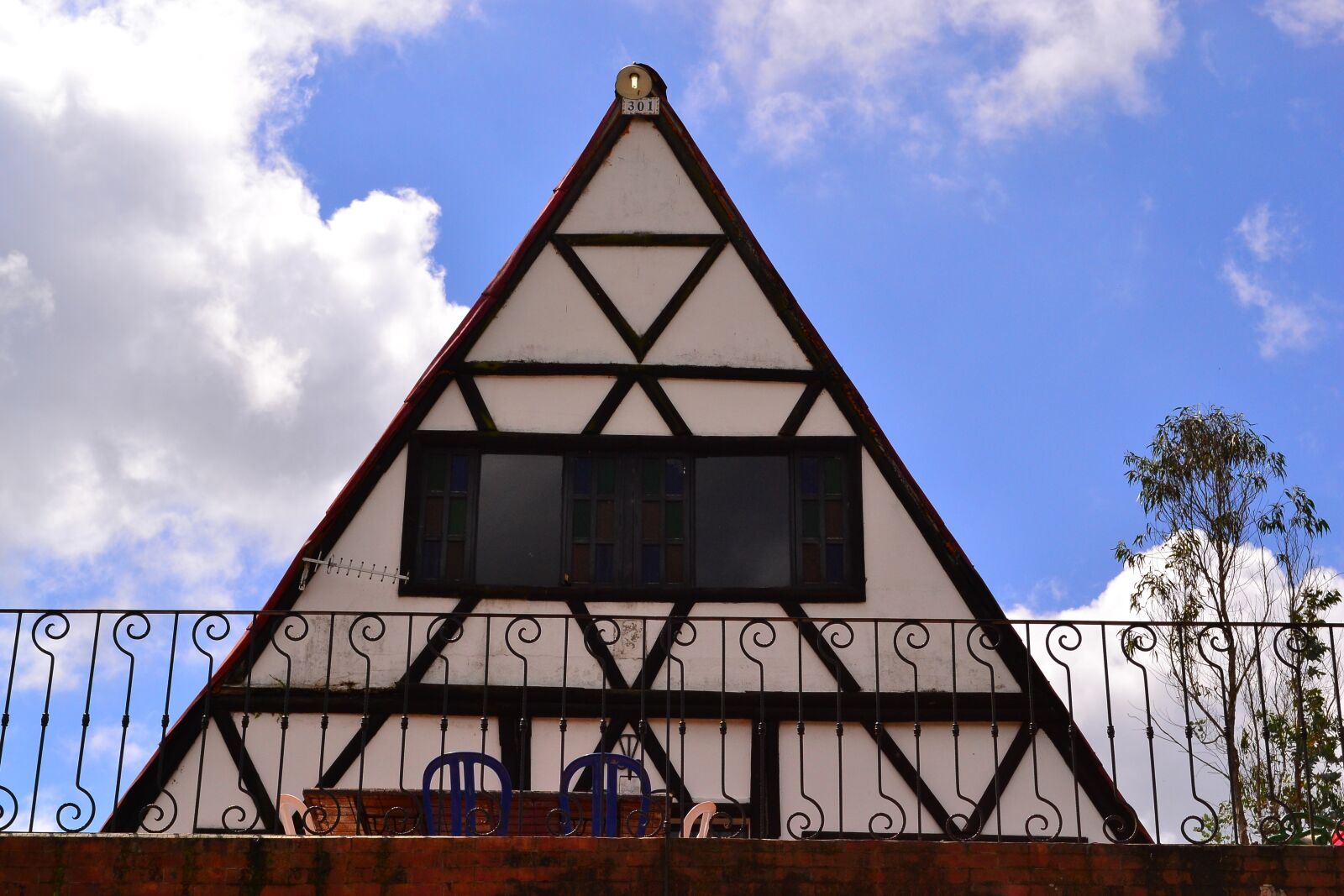 Nikon D3100 sample photo. Sky, house, architecture photography