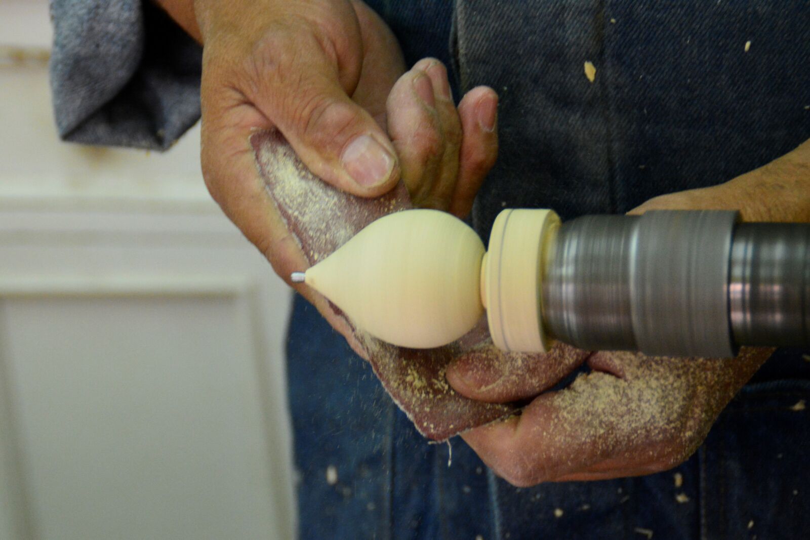 Nikon D5200 sample photo. Lathe, woodworking, wood photography