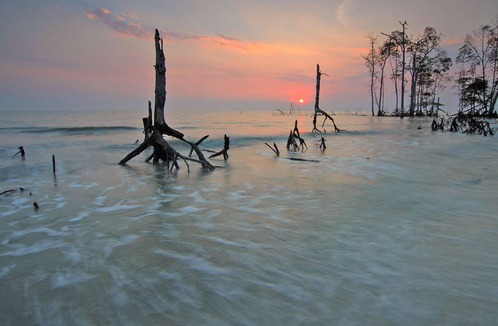 Canon EOS 50D sample photo. Beach, clouds, dawn, evening photography