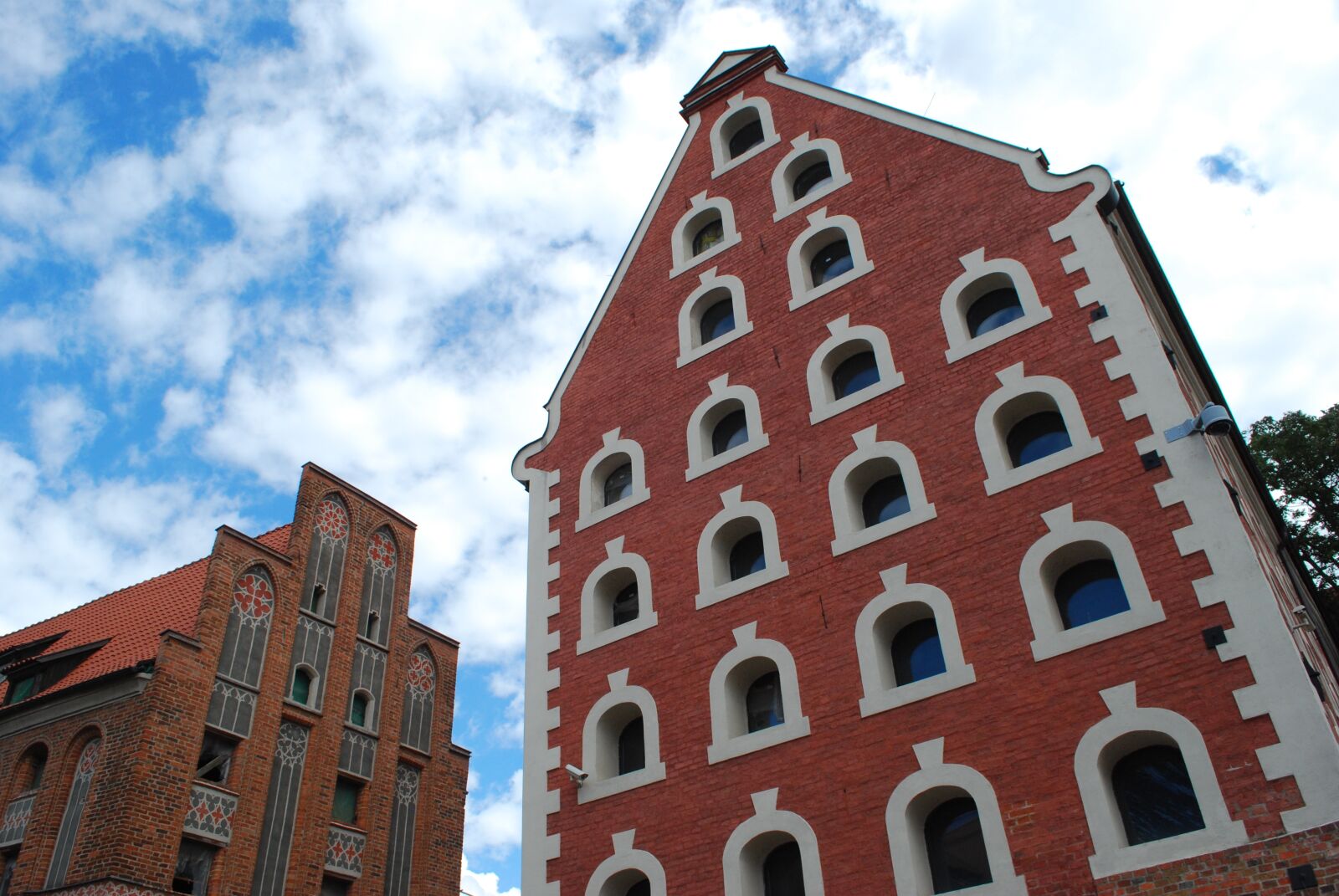 Nikon D60 sample photo. Poland, toruń, building photography