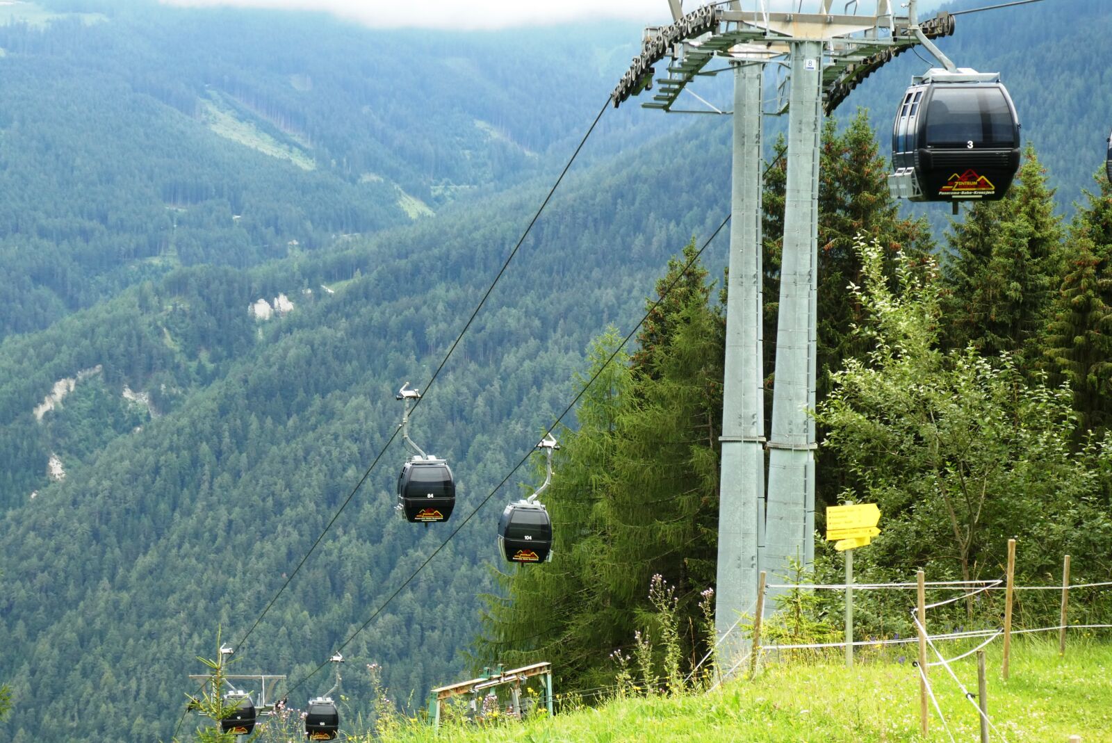 Panasonic Lumix DC-ZS70 (Lumix DC-TZ90) sample photo. Kreuzjochbahn, cableway, reached photography