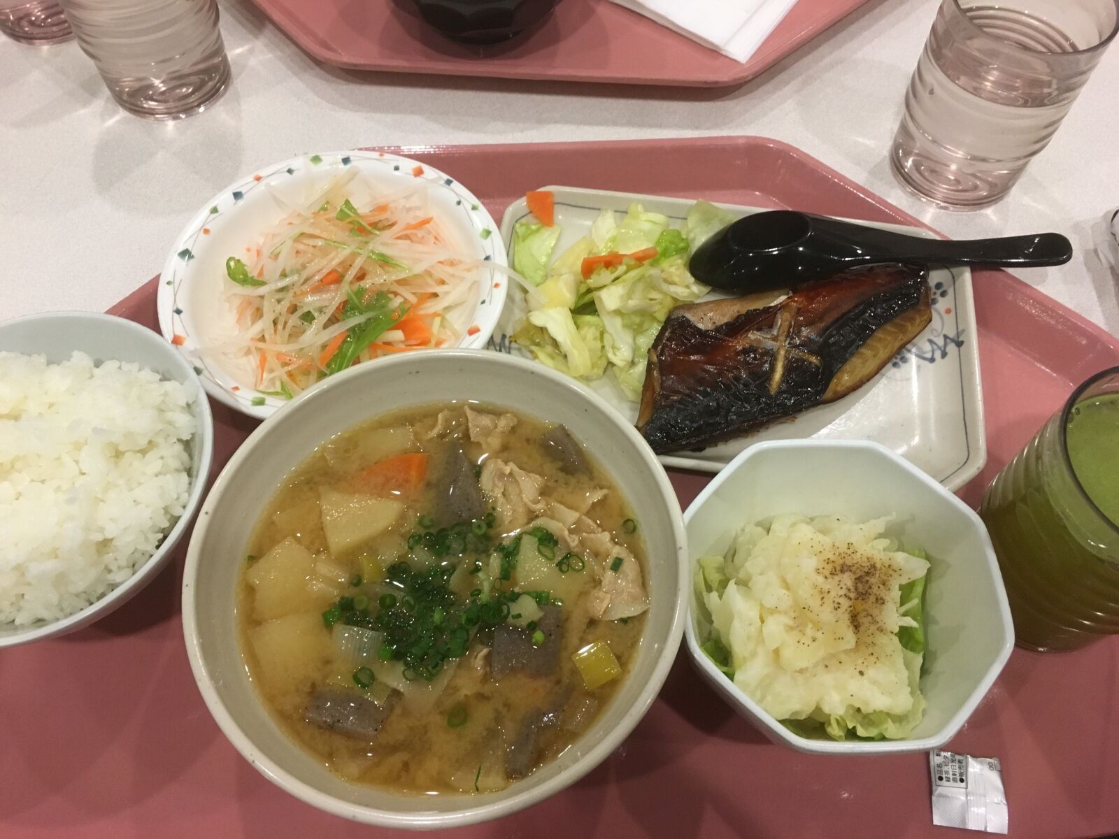 iPhone 6s back camera 4.15mm f/2.2 sample photo. Food 2, teishoku, table d'hote photography