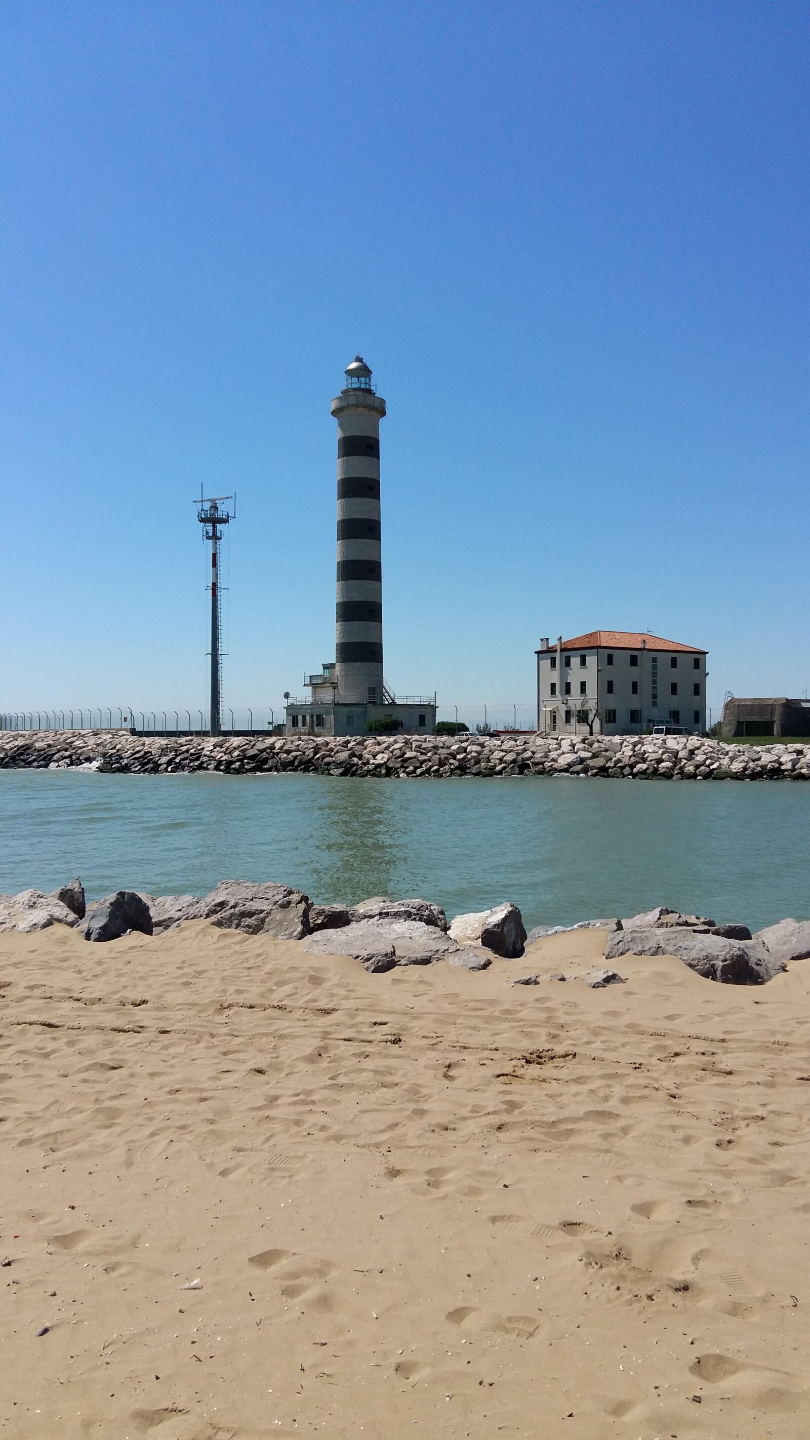 Samsung Galaxy A5 sample photo. Lighthouse, jesolo, beach photography