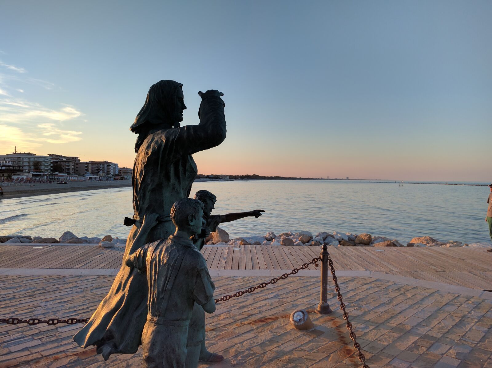 LG Nexus 5X sample photo. Cesenatico, monument, sea photography