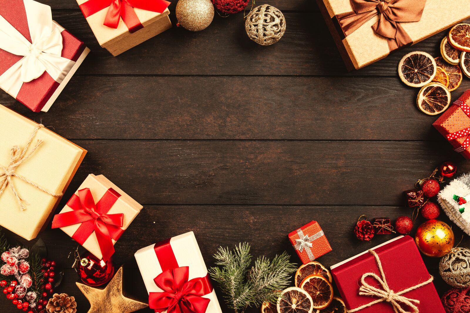 Canon EOS 5D Mark II sample photo. Gift, box, christmas photography