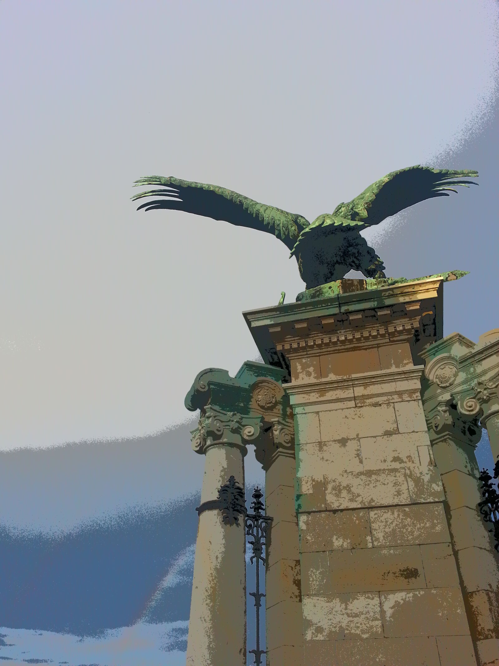 Samsung Galaxy S3 sample photo. Budapest, eagle, filters, statue photography