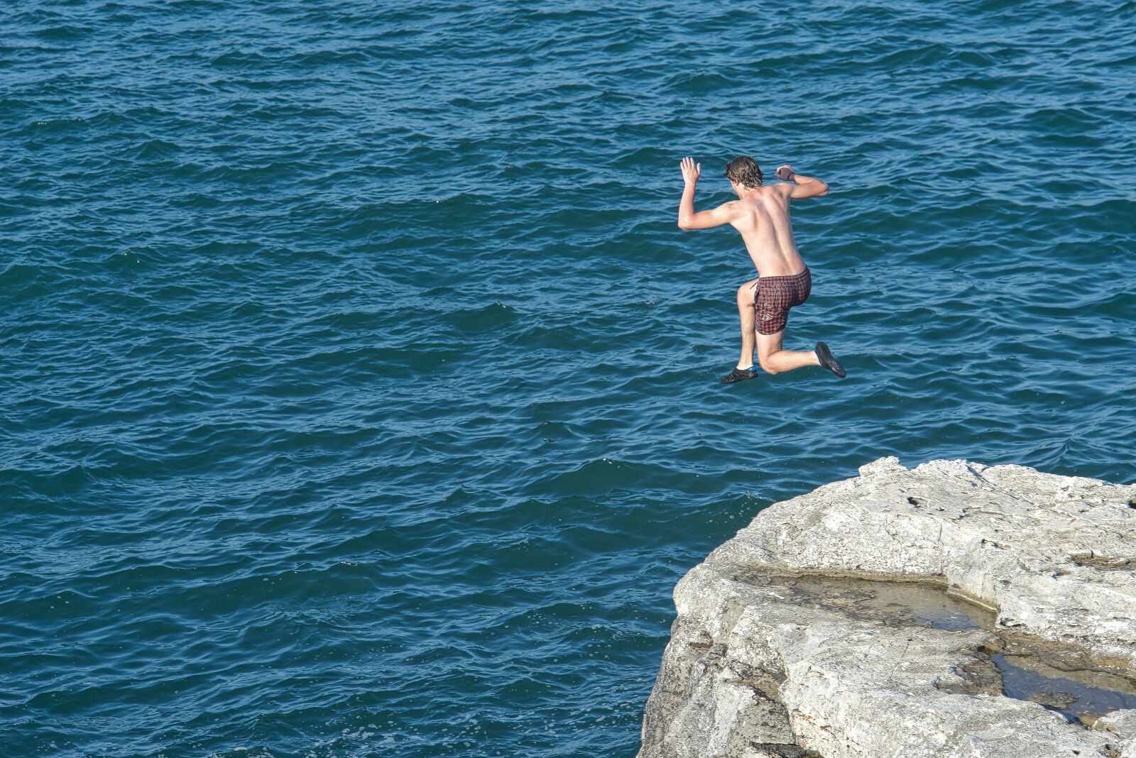 Nikon D800 sample photo. Jumping, sea, jump photography