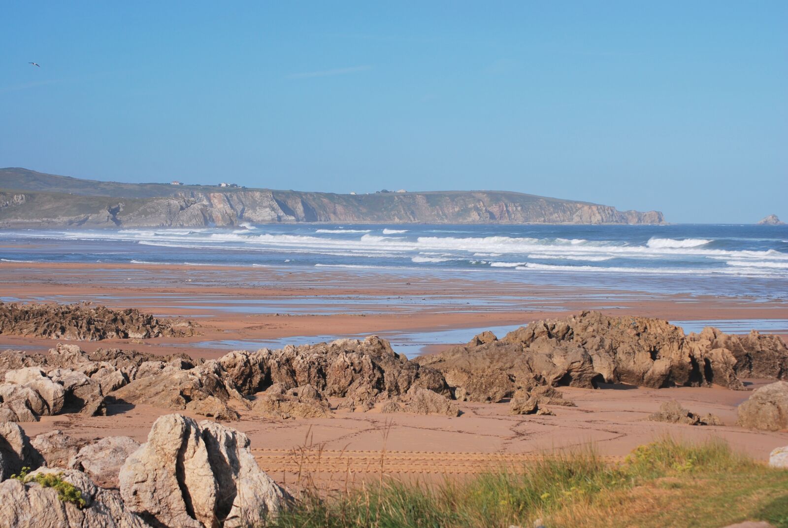Nikon D60 sample photo. Cantabria, liencres, september photography