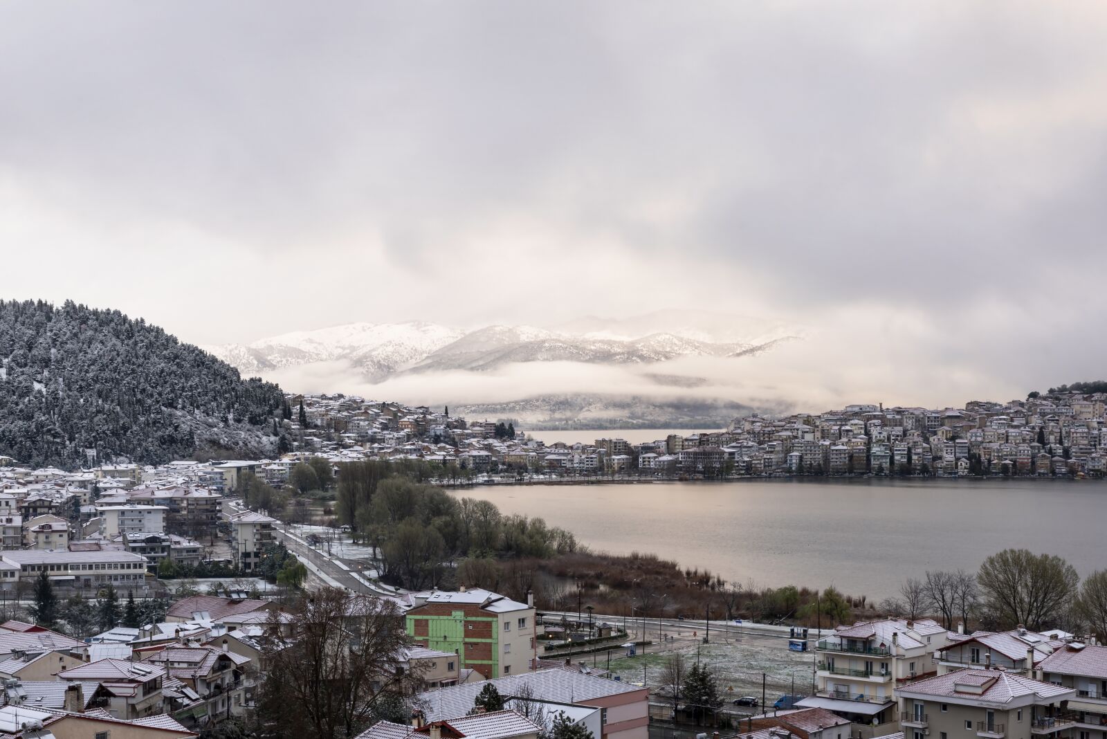 Tamron SP 24-70mm F2.8 Di VC USD sample photo. Snow, city, town photography