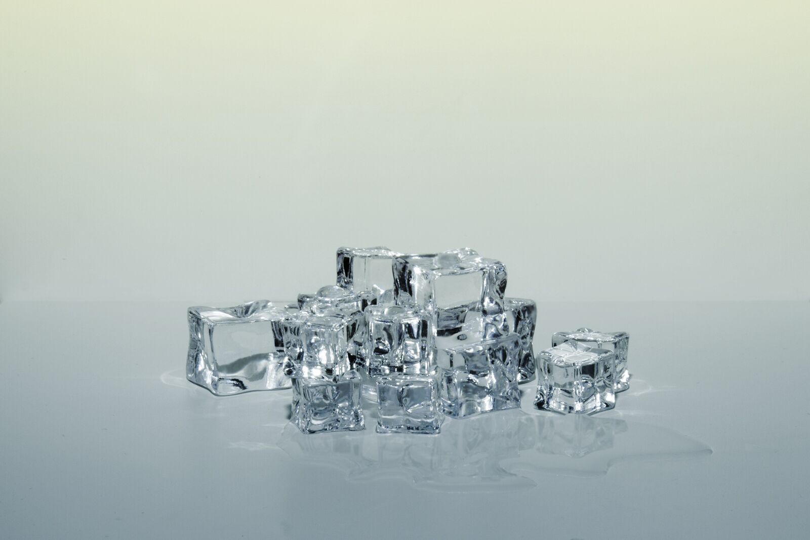 Canon EOS 7D sample photo. Ice cubes, ice, water photography