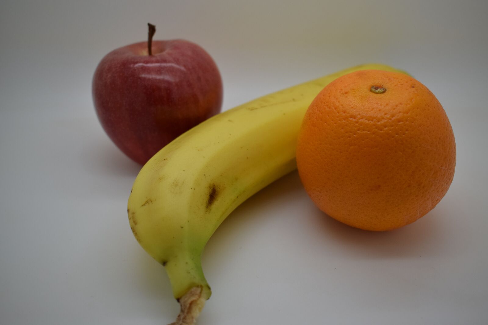 Nikon D5300 sample photo. Banana, apple, fruits photography