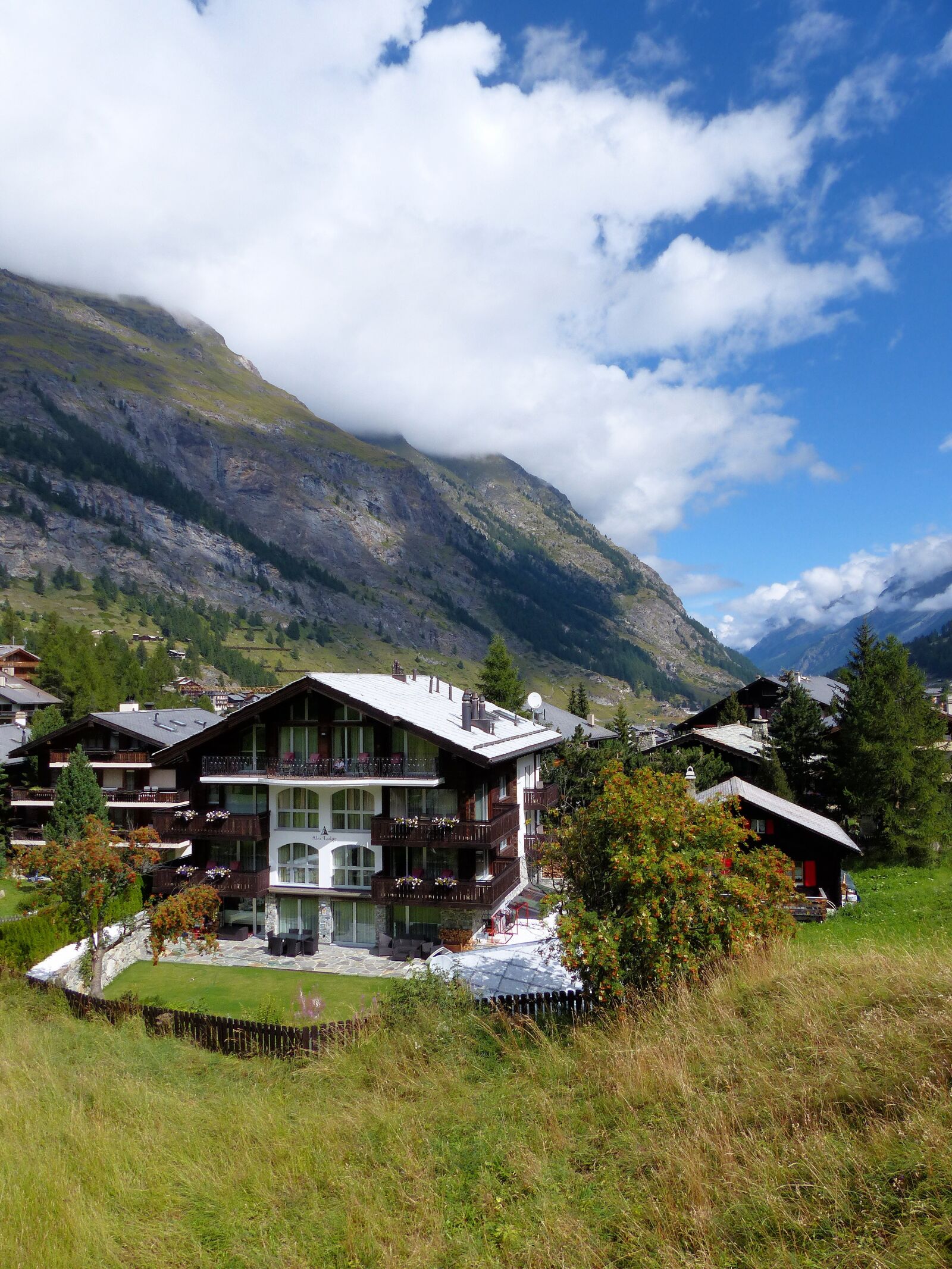Panasonic Lumix DMC-FZ200 sample photo. Mountains, switzerland, zermatt photography