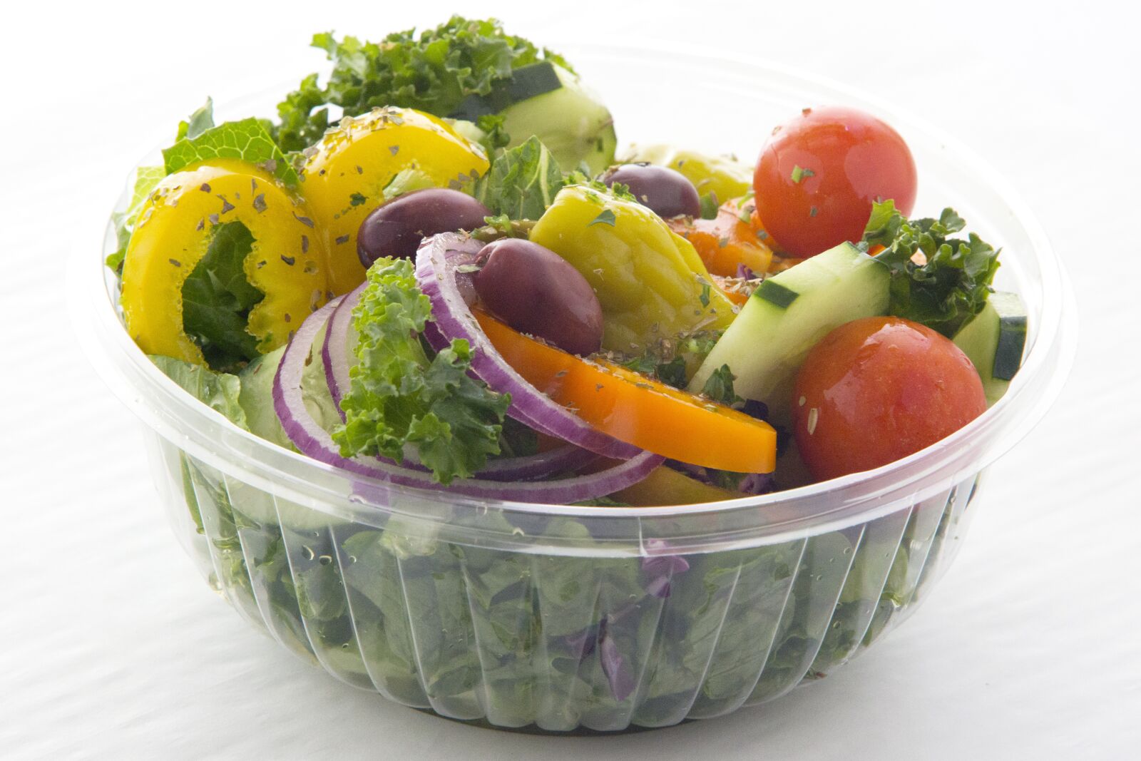 Canon EF 70-200mm F2.8L IS USM sample photo. Salad, tomato, onion photography