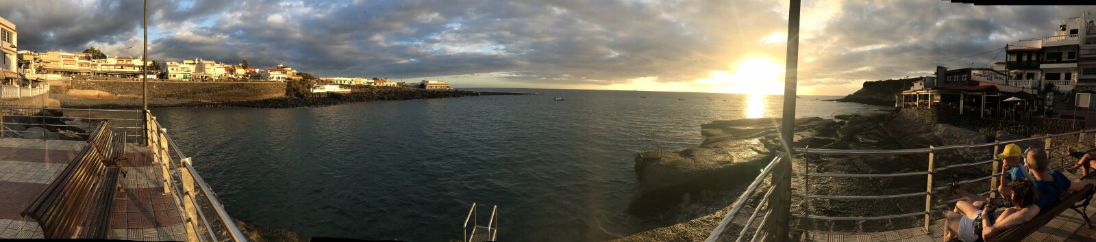 Apple iPhone 7 sample photo. Sunset, beach, panoramic photography