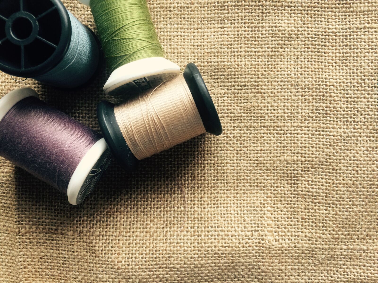 iPhone 5s back camera 4.15mm f/2.2 sample photo. Cloth, fabric, thread photography