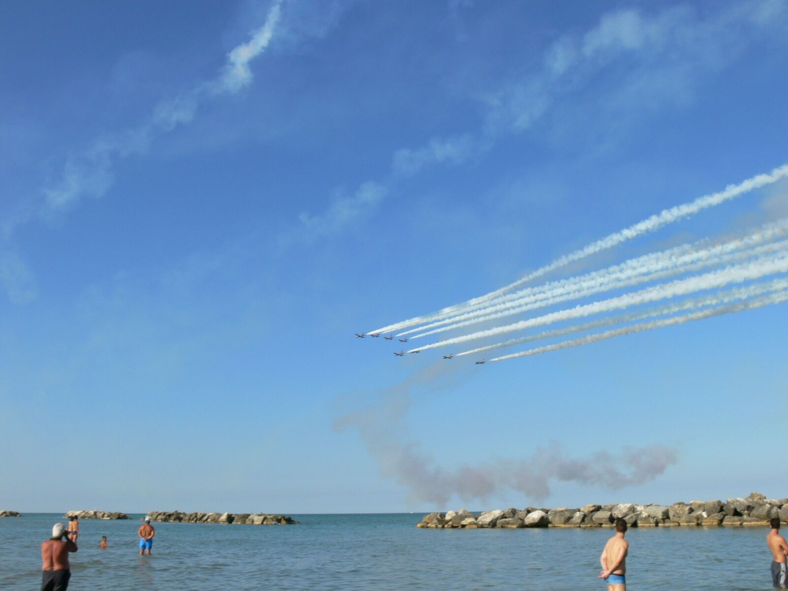 Panasonic DMC-FZ30 sample photo. Flying, italy, aero photography