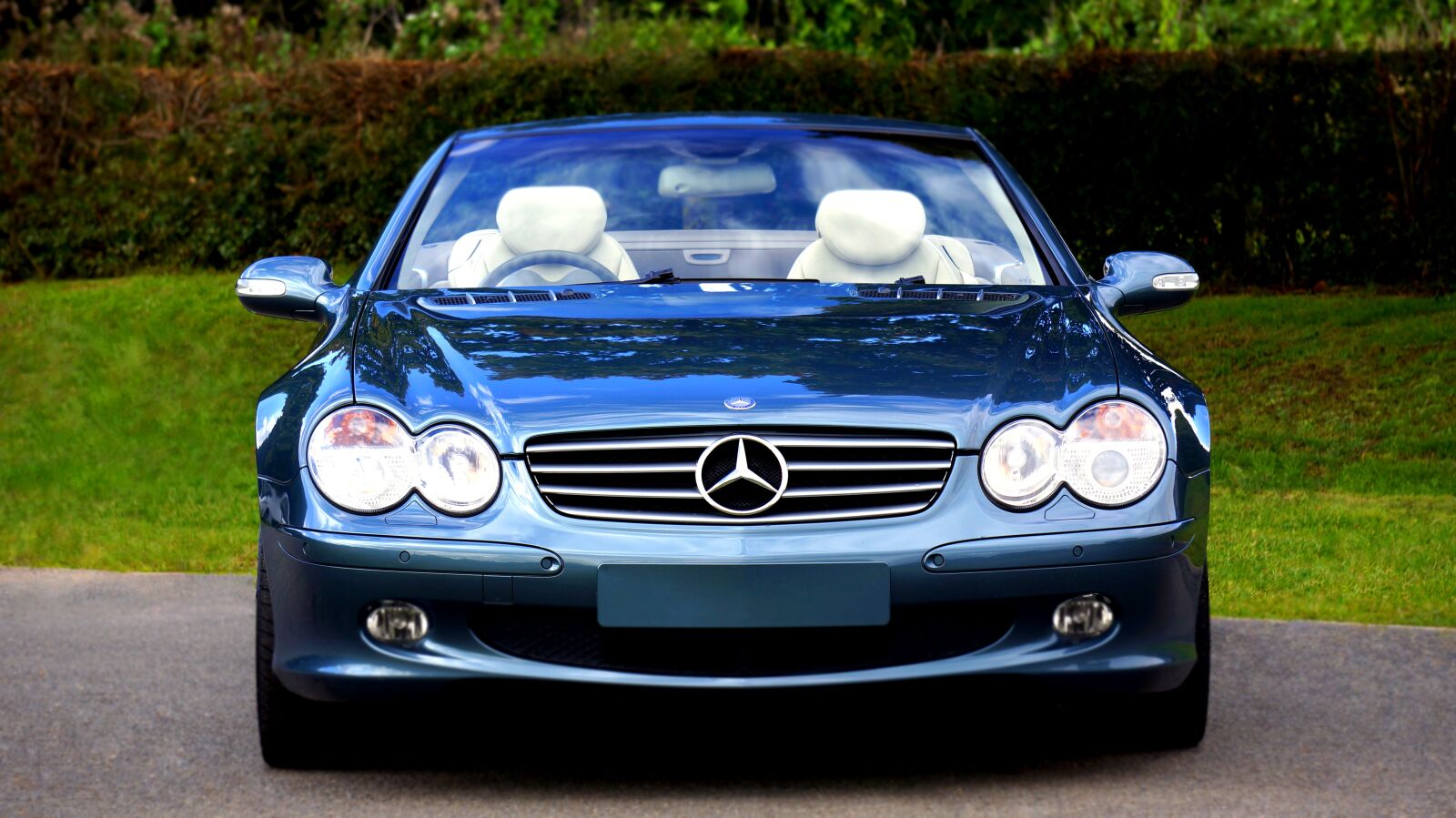 Sony Alpha NEX-5N sample photo. Blue, car, class photography