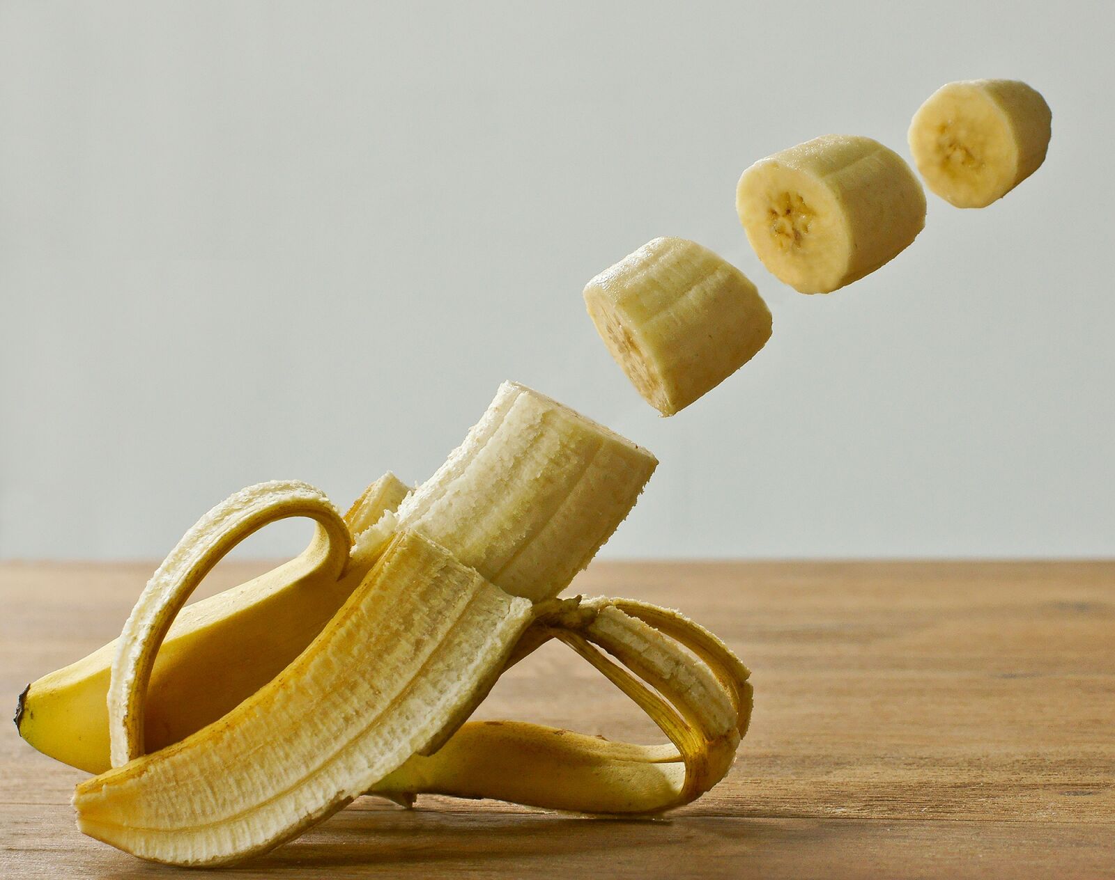 Sony SLT-A77 sample photo. Banana, fruit, manipulation photography
