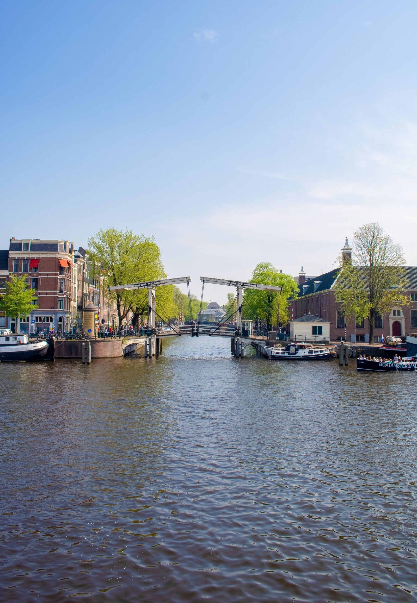 Canon EOS 750D (EOS Rebel T6i / EOS Kiss X8i) sample photo. Amsterdam, channel, drawbridge photography