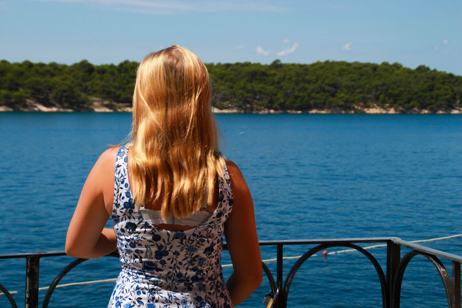 Canon EOS 700D (EOS Rebel T5i / EOS Kiss X7i) sample photo. Woman, human, blond photography