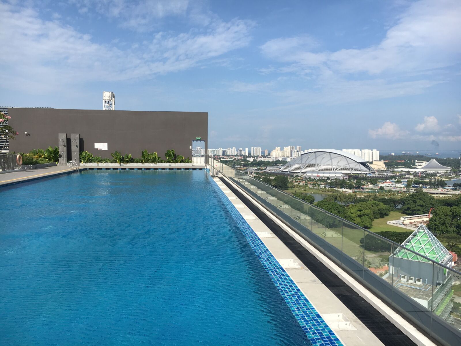 Apple iPhone 6s sample photo. Pool, outdoors, singapore photography