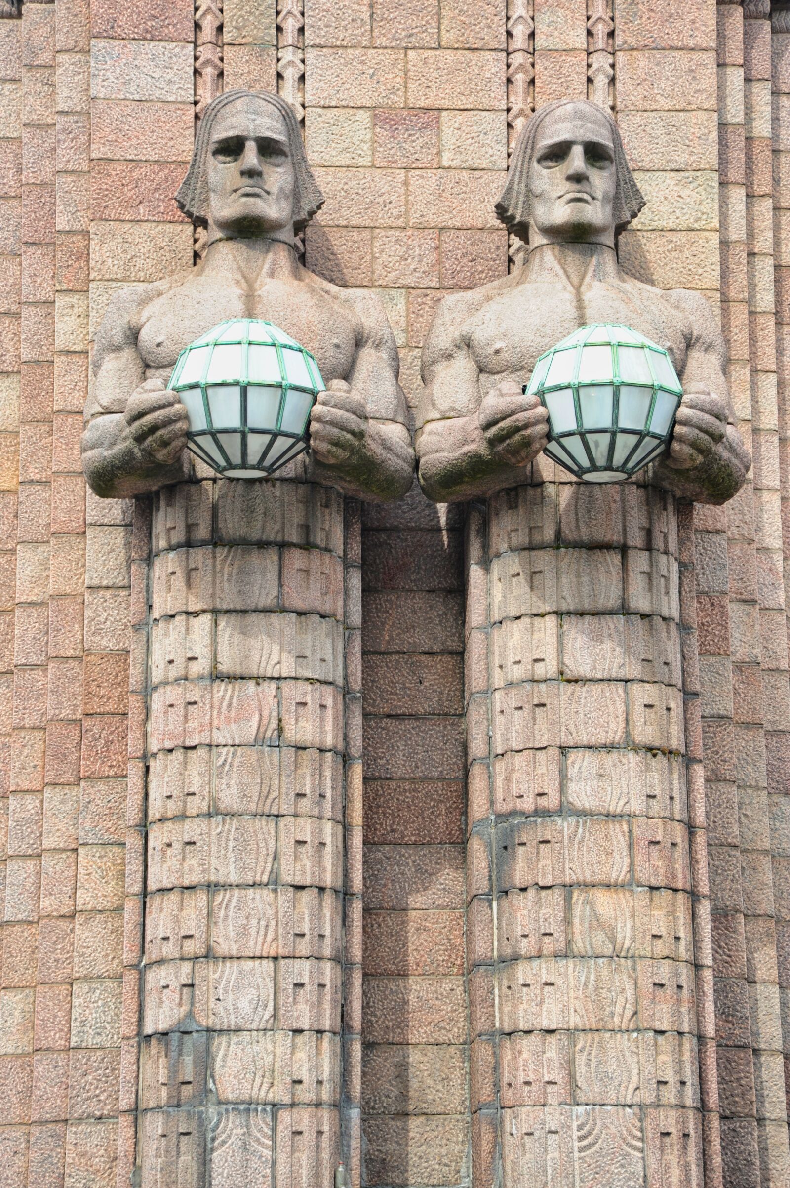 Nikon D700 sample photo. Helsinki, finland, statue photography